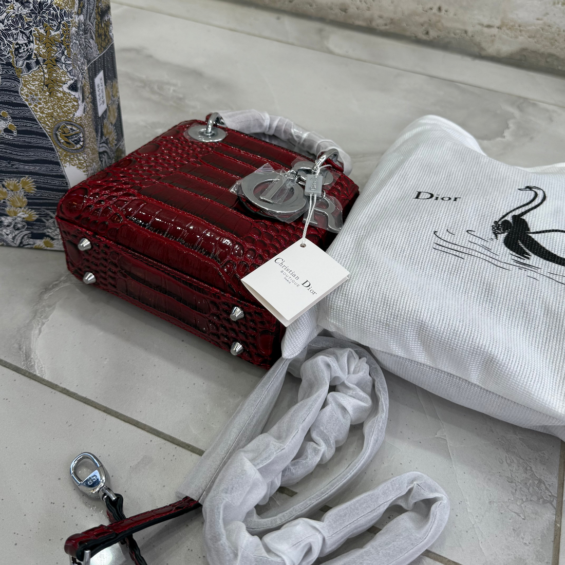 Christian dior  Lady Dior Bag ( CHERRY)