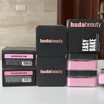 HUDA BEAUTY Easy Bake  Loose Baking & Setting Powder - Ube Birthday Cake