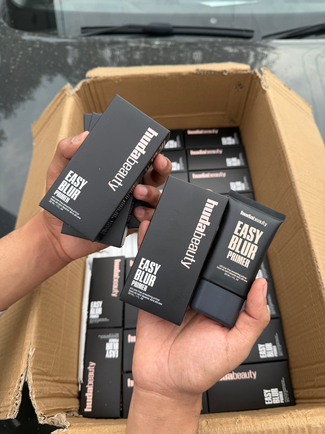 HUDA BEAUTY Easy Blur Silicone-Free Smoothing & Pore-Minimizing Primer