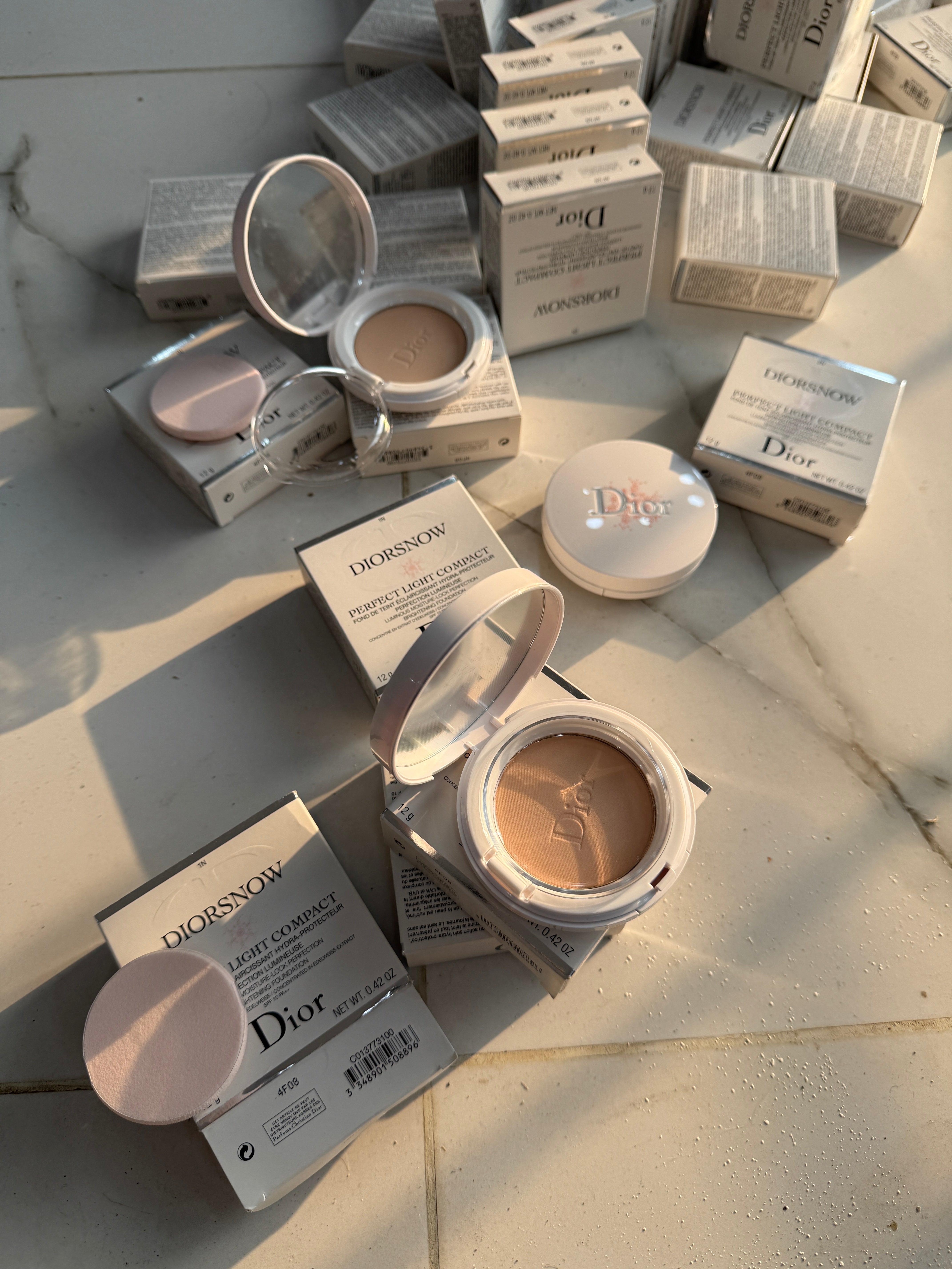 Diorsnow Perfect Light Compact Powder