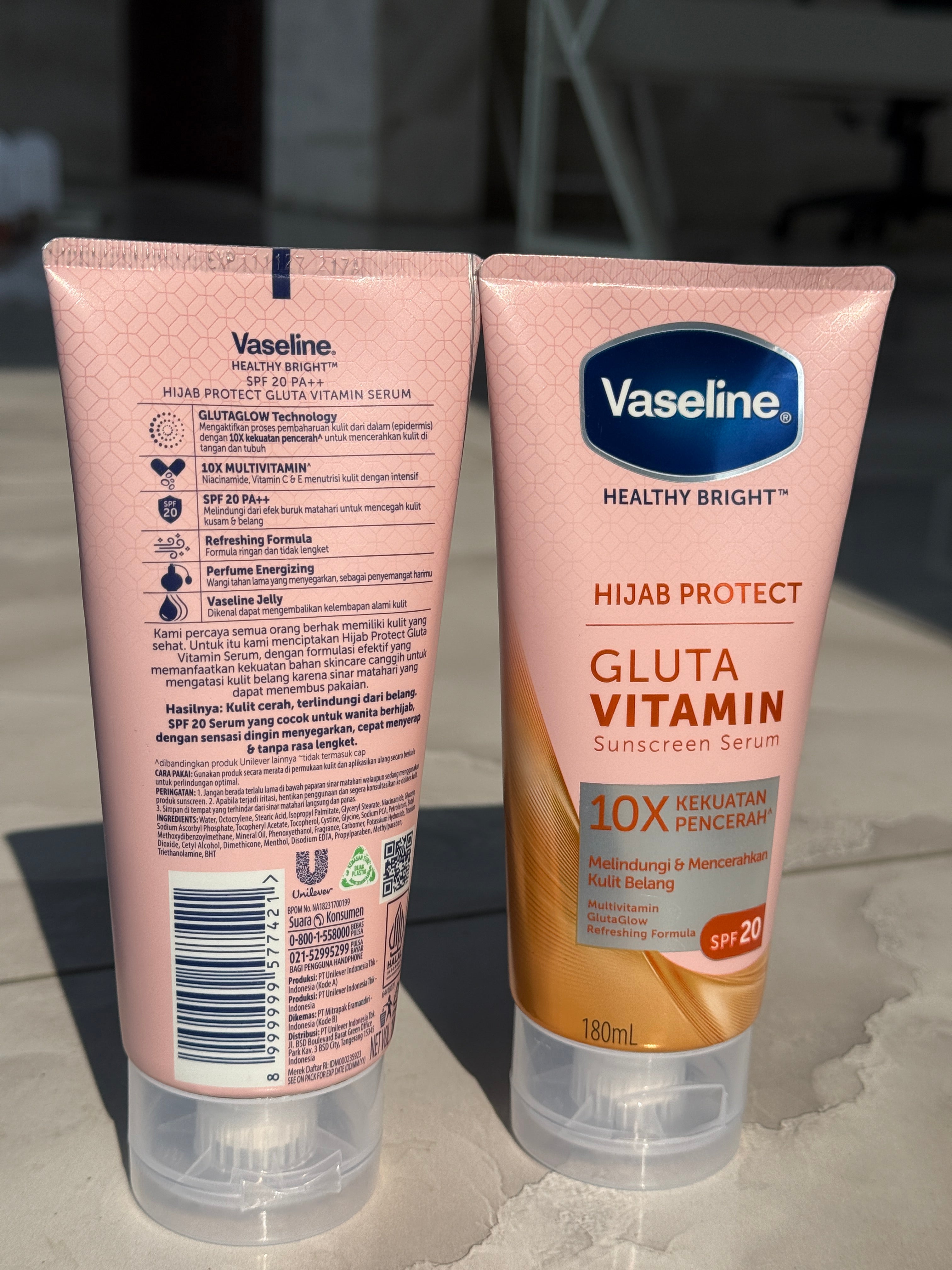 Vaseline Healthy Bright Hijab Protect Gluta Vitamin SPF 20 Serum 180ml