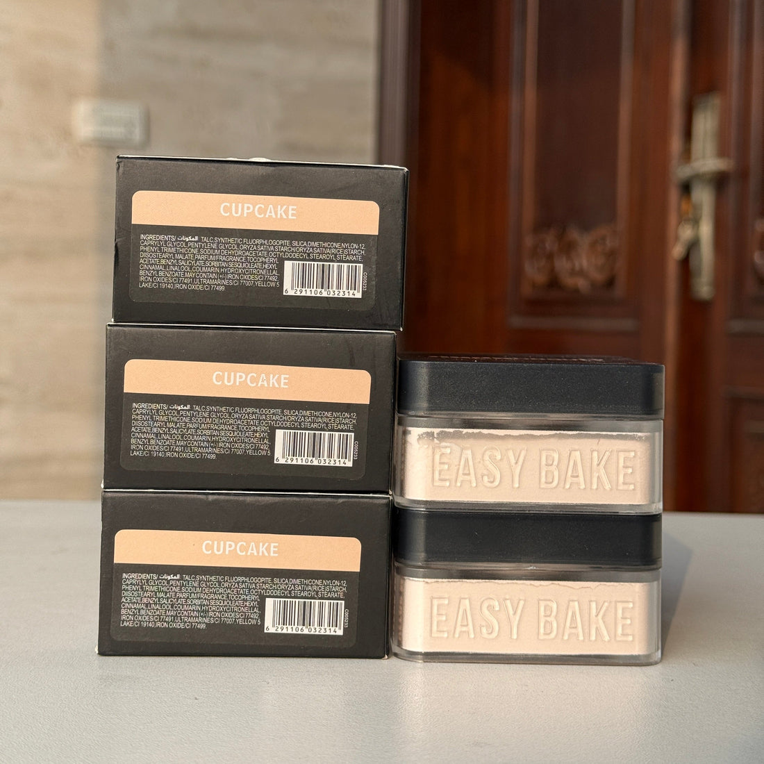 Huda Beauty Easy Bake Loose Baking & Setting Powder (Cup cake)